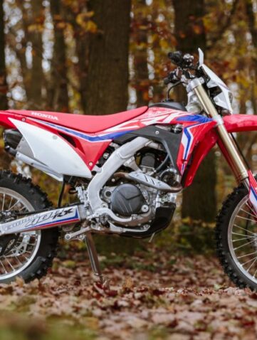 Honda Red Moto CRF 400 RX